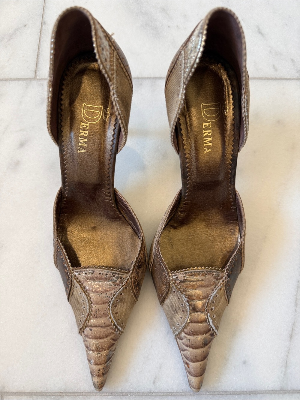 Women’s Metallic Brown Pointed-Toe Pumps